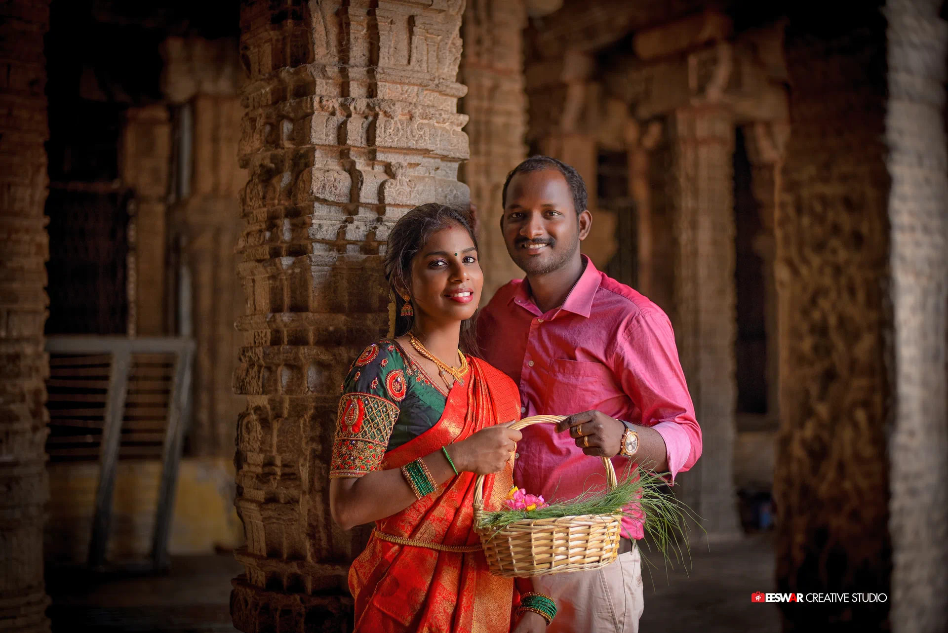 Home Traditional South Indian wedding couple photography in temple